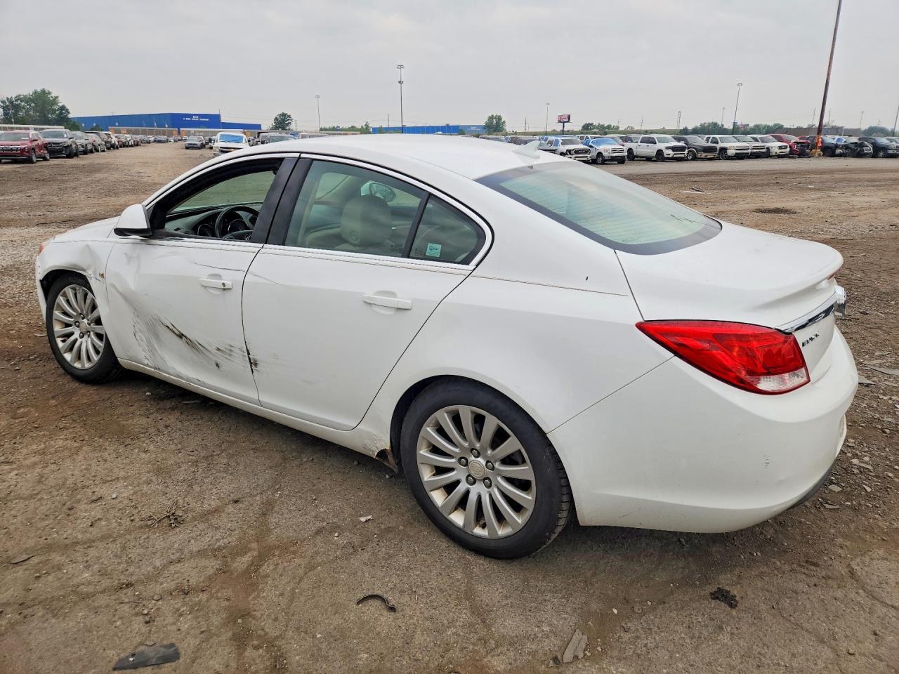 2011 Buick Regal Cxl - Image 2