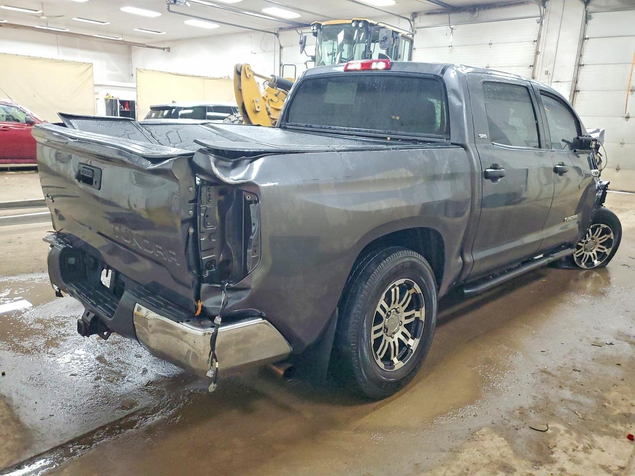 2020 Toyota Tundra Sr5 - Фото 3