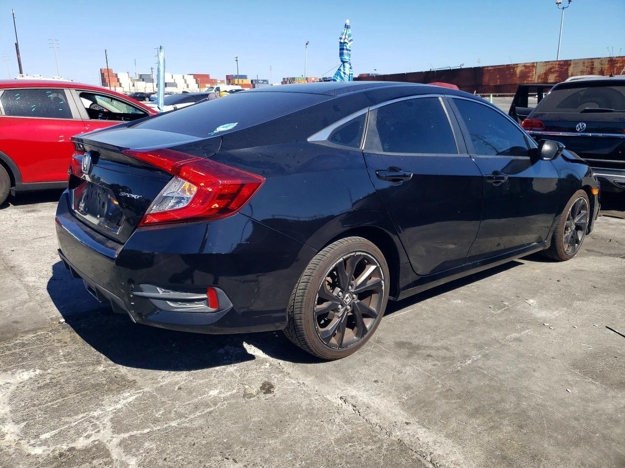 2020 Honda Civic Sport - Фото 3
