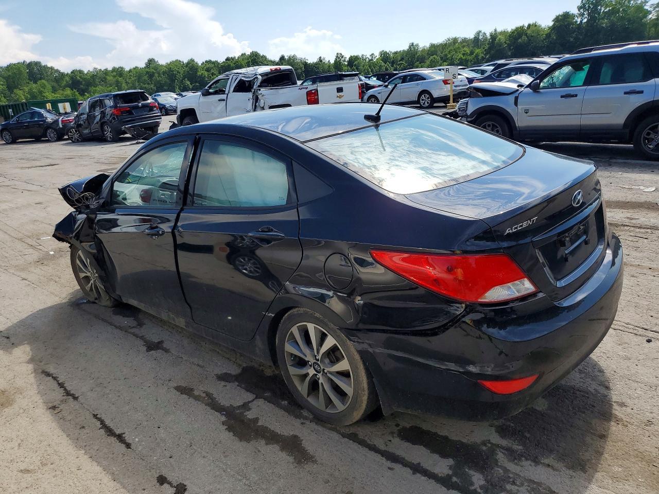 2017 Hyundai Accent Se - Image 2