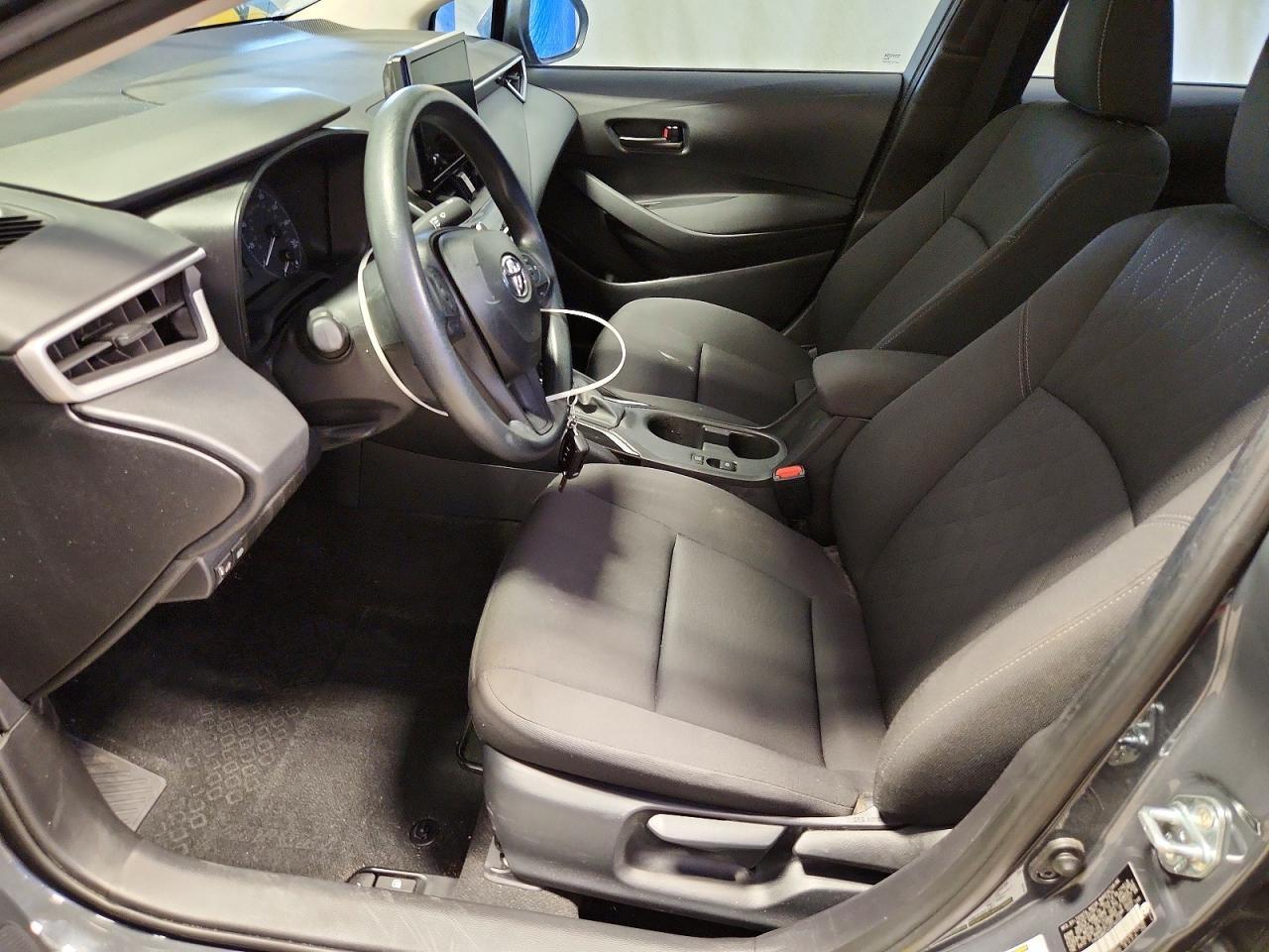 2025 Toyota Corolla Le - Фото 7