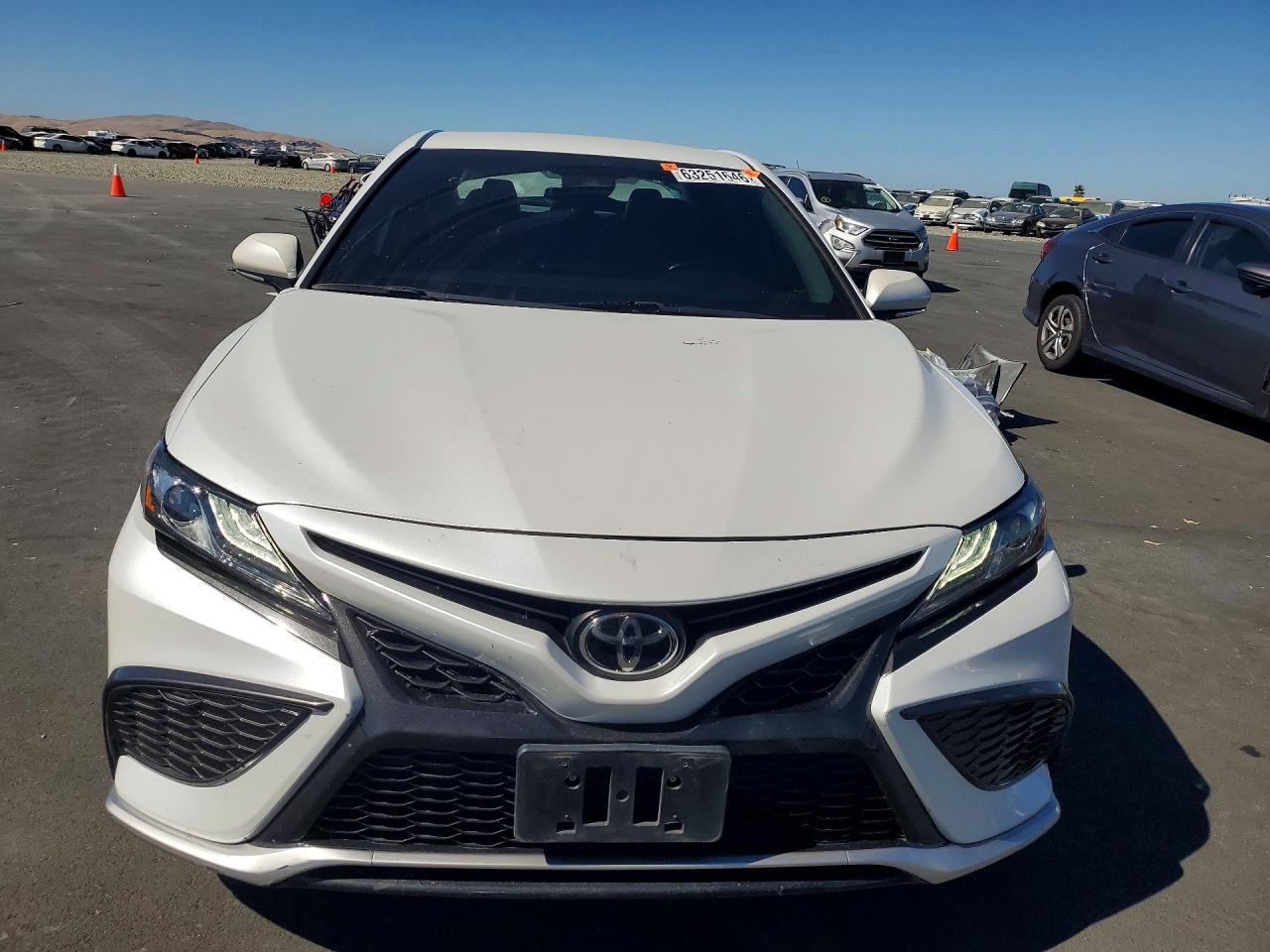 2021 Toyota Camry Xse - Фото 5