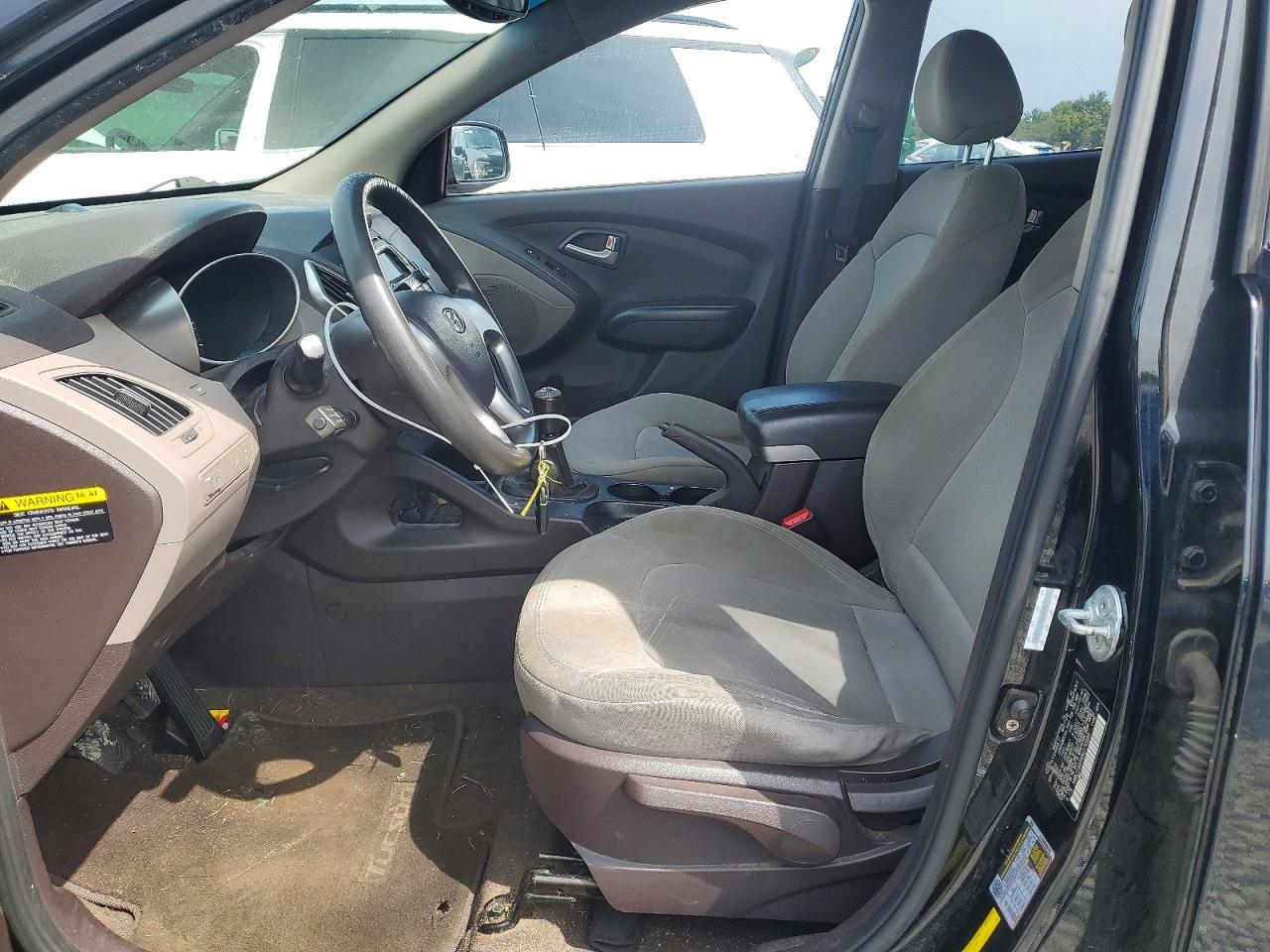 2011 Hyundai Tucson Gl - Image 7
