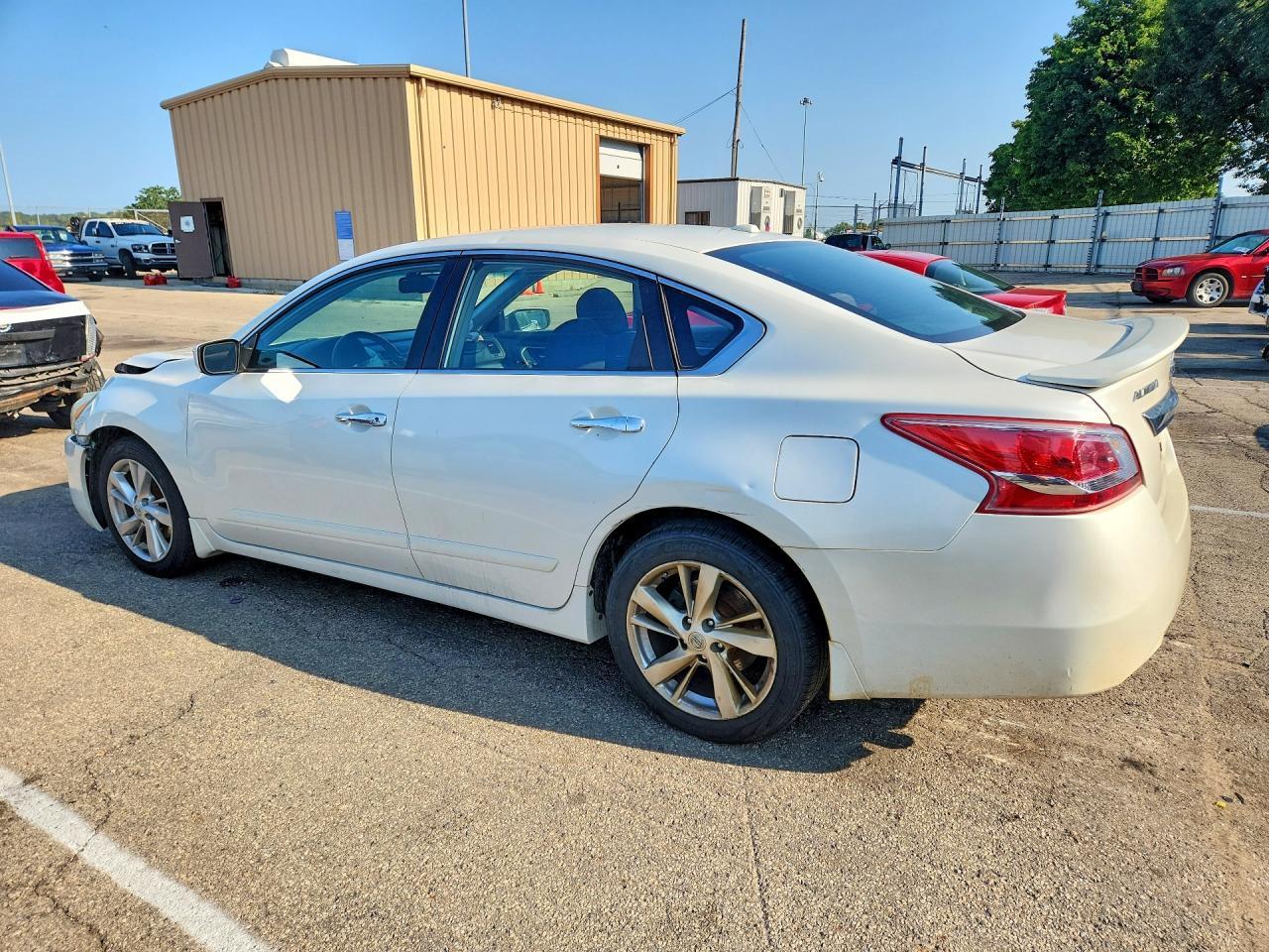 2013 Nissan Altima 2.5 Sv - Фото 2