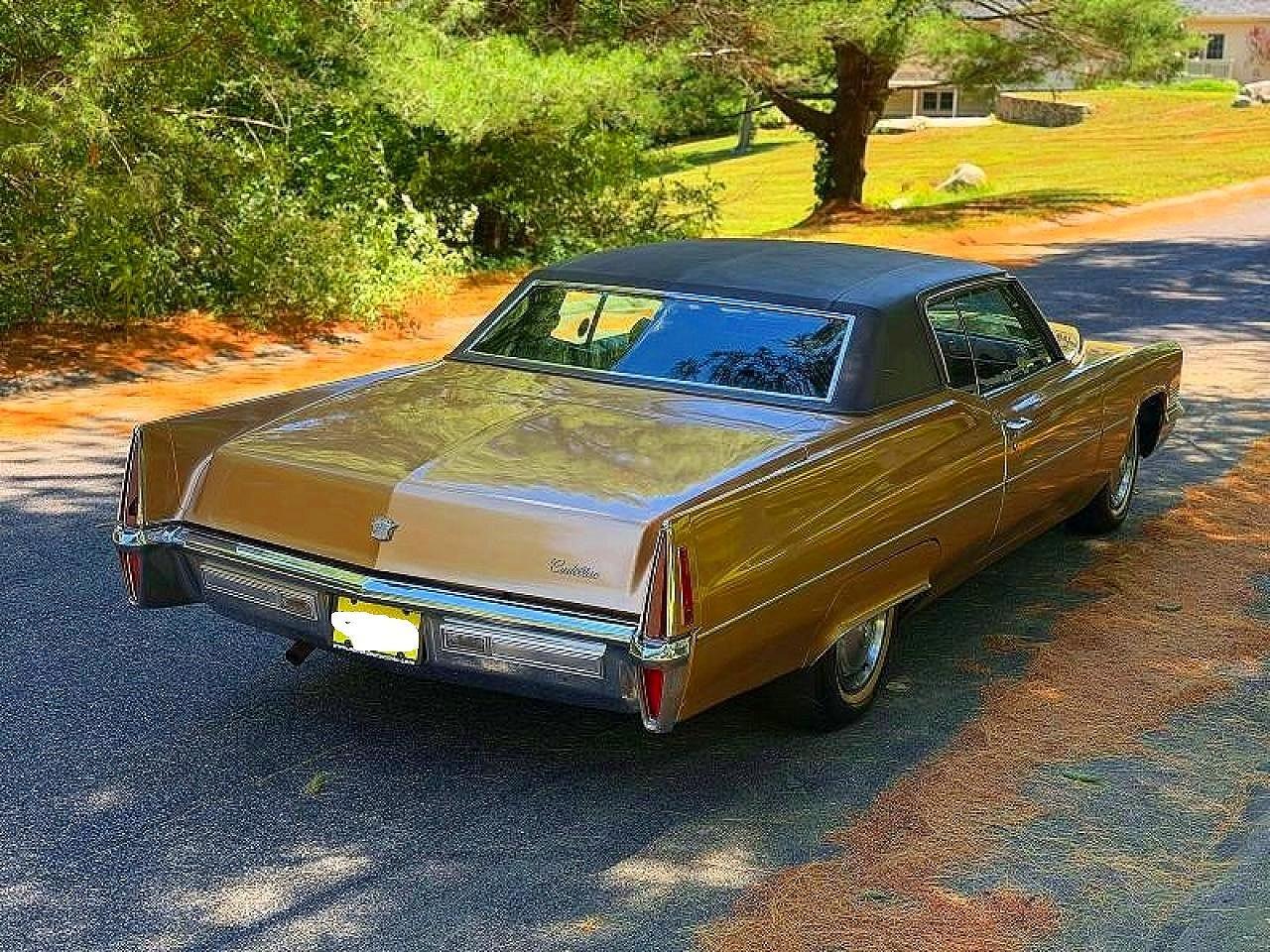 1970 Cadillac Deville Coupe - Image 4