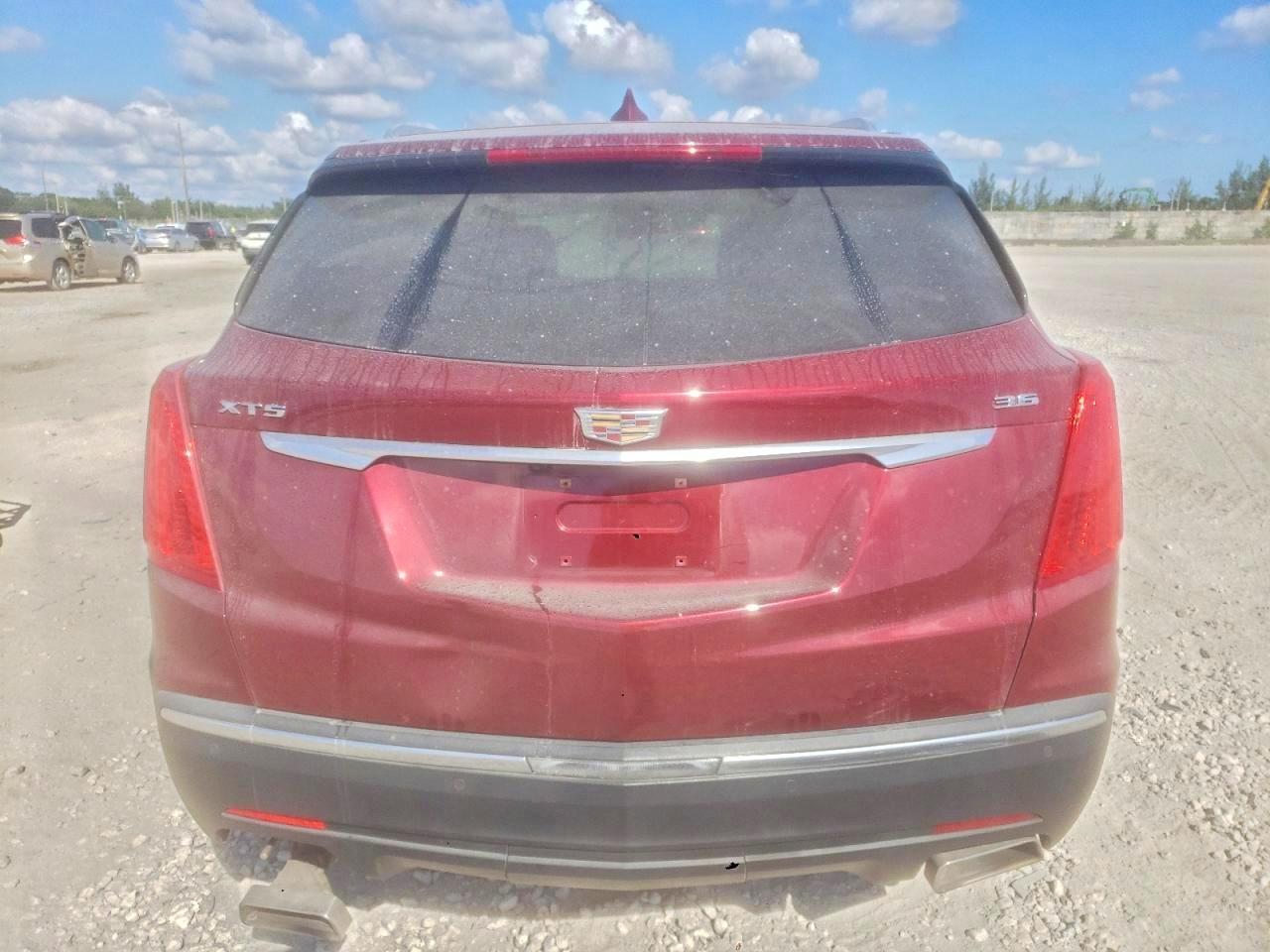 2017 Cadillac Xt5 - Image 6