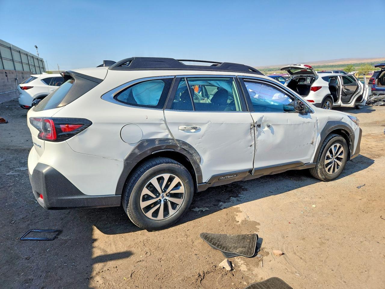 2023 Subaru Outback - Фото 3