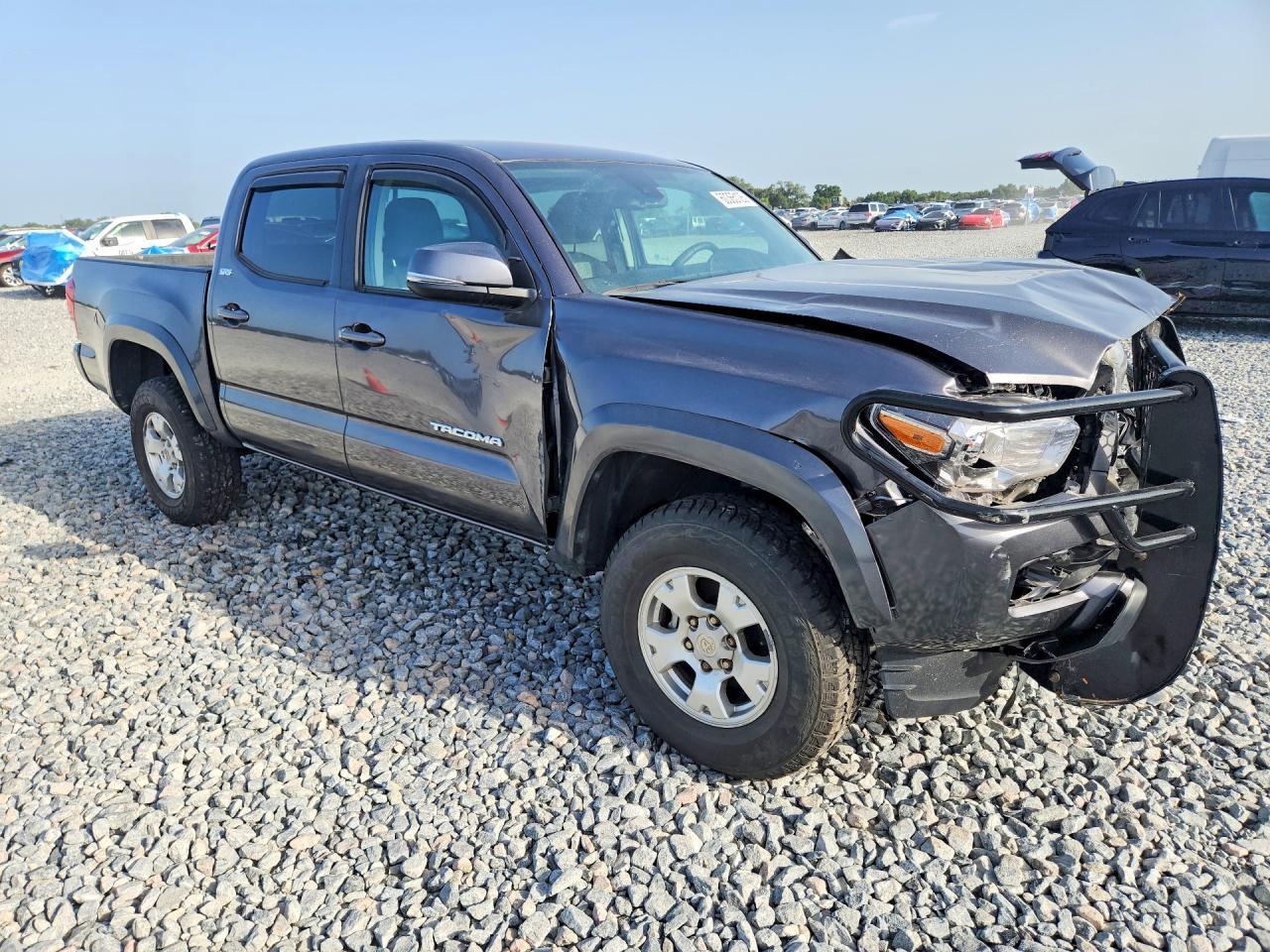 2023 Toyota Tacoma Sr5 V6 - Image 4