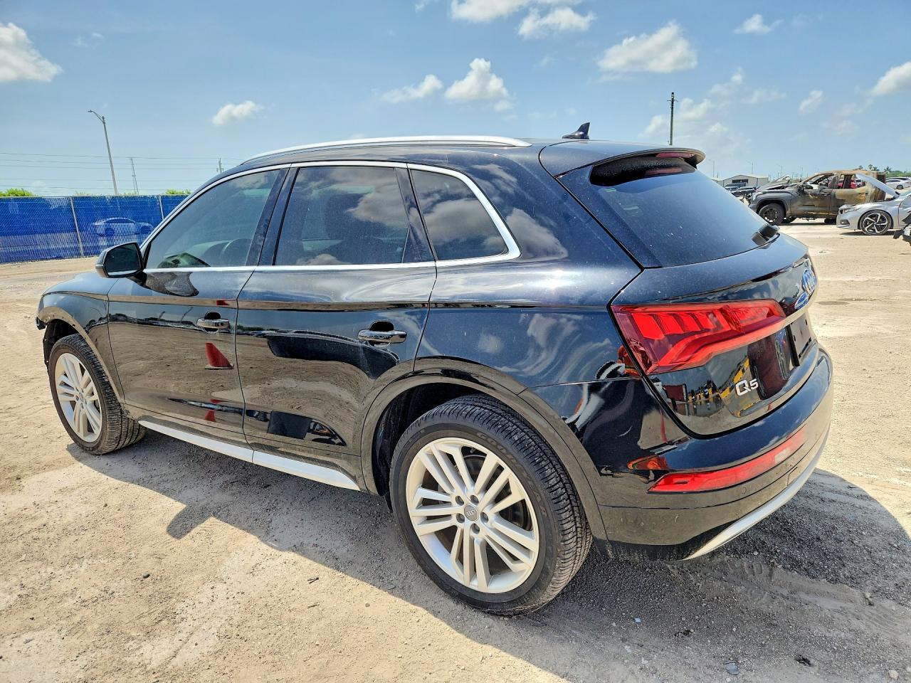 2018 Audi Q5 Premium Plus - Фото 2