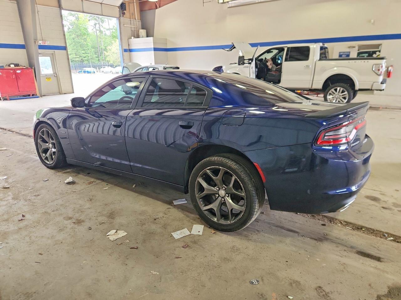 2016 Dodge Charger R/T - Фото 2