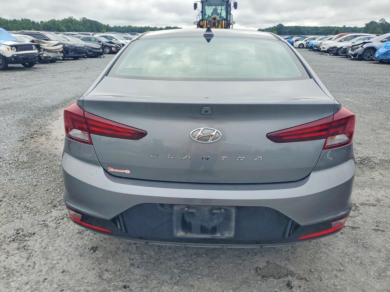 2019 Hyundai Elantra Value Edition - Фото 6