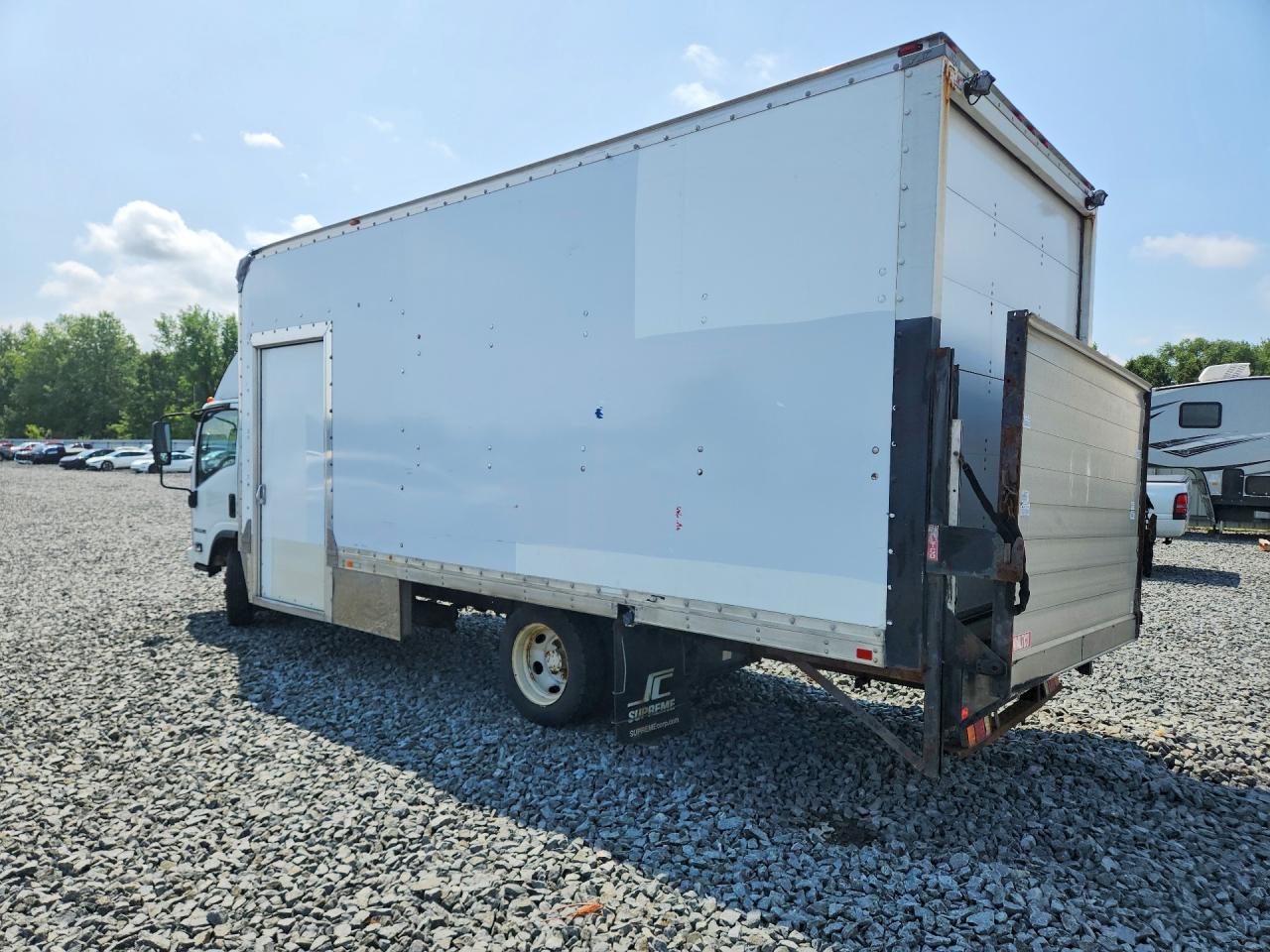 2014 Isuzu Npr Hd - Delivery Truck - Image 2