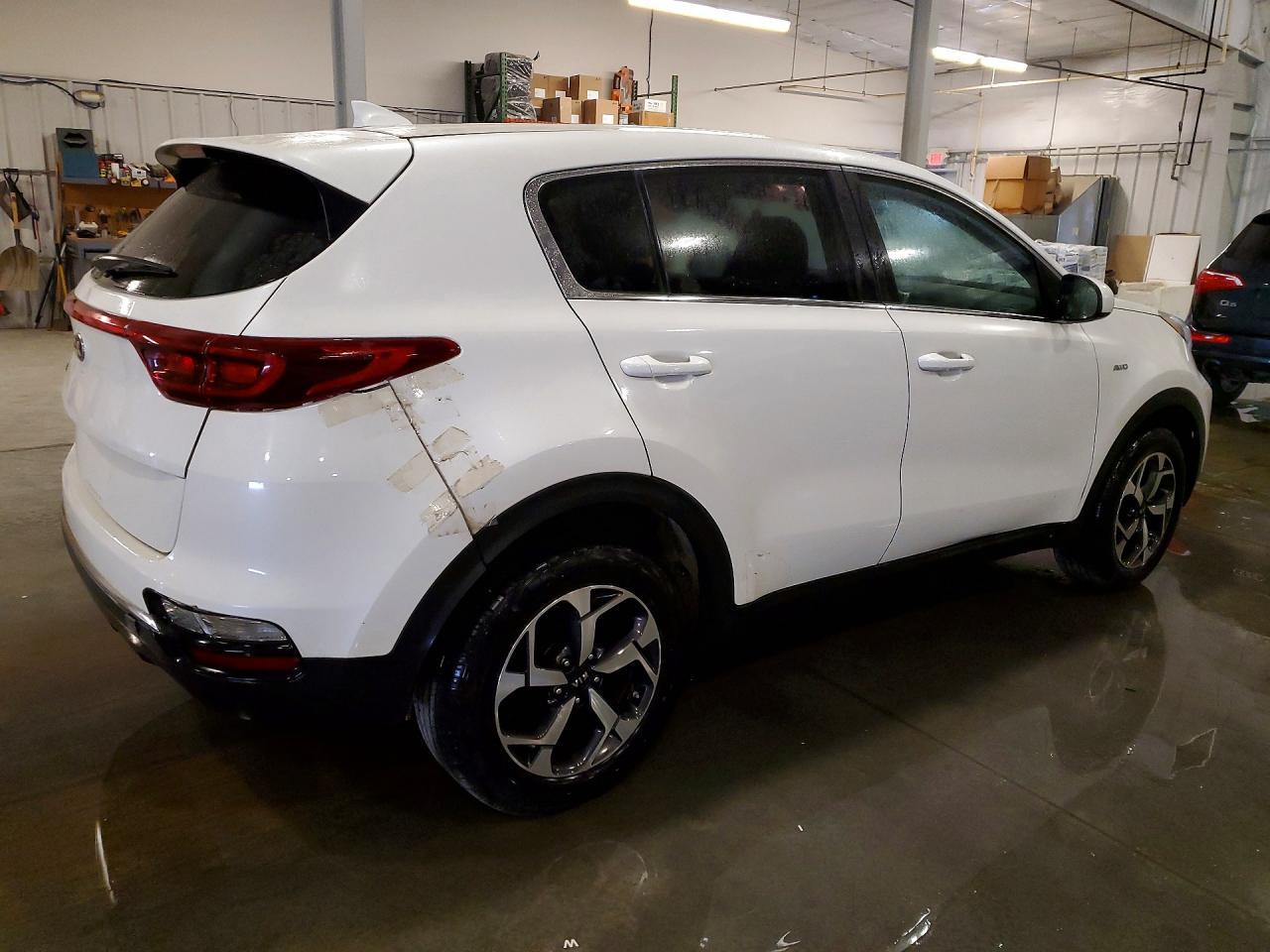 2021 Kia Sportage Lx - Image 3