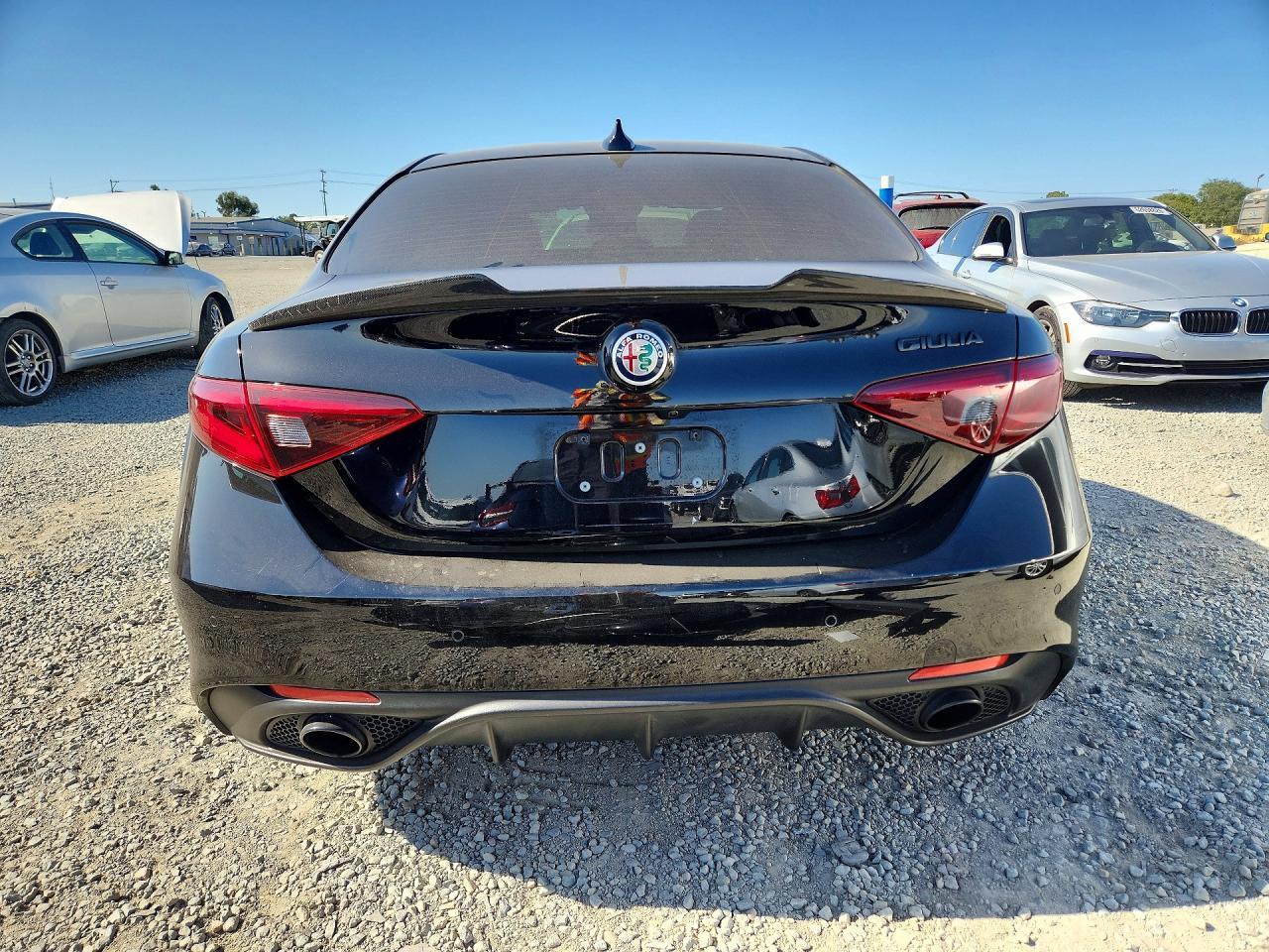 2020 Alfa Romeo Giulia Ti - Image 6