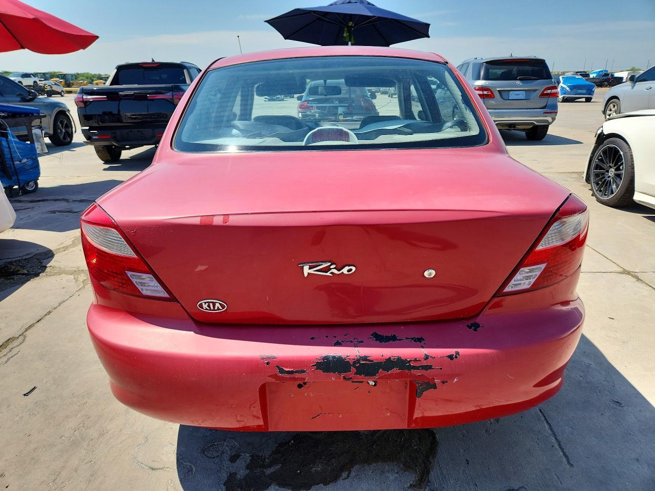 2002 Kia Rio Base - Фото 6
