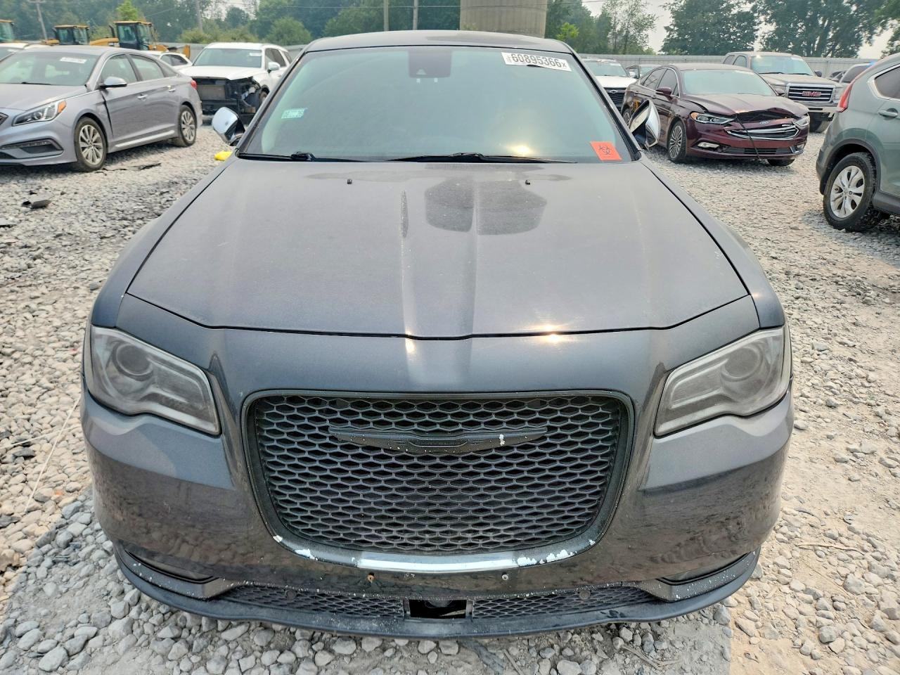 2017 Chrysler 300C - Фото 5