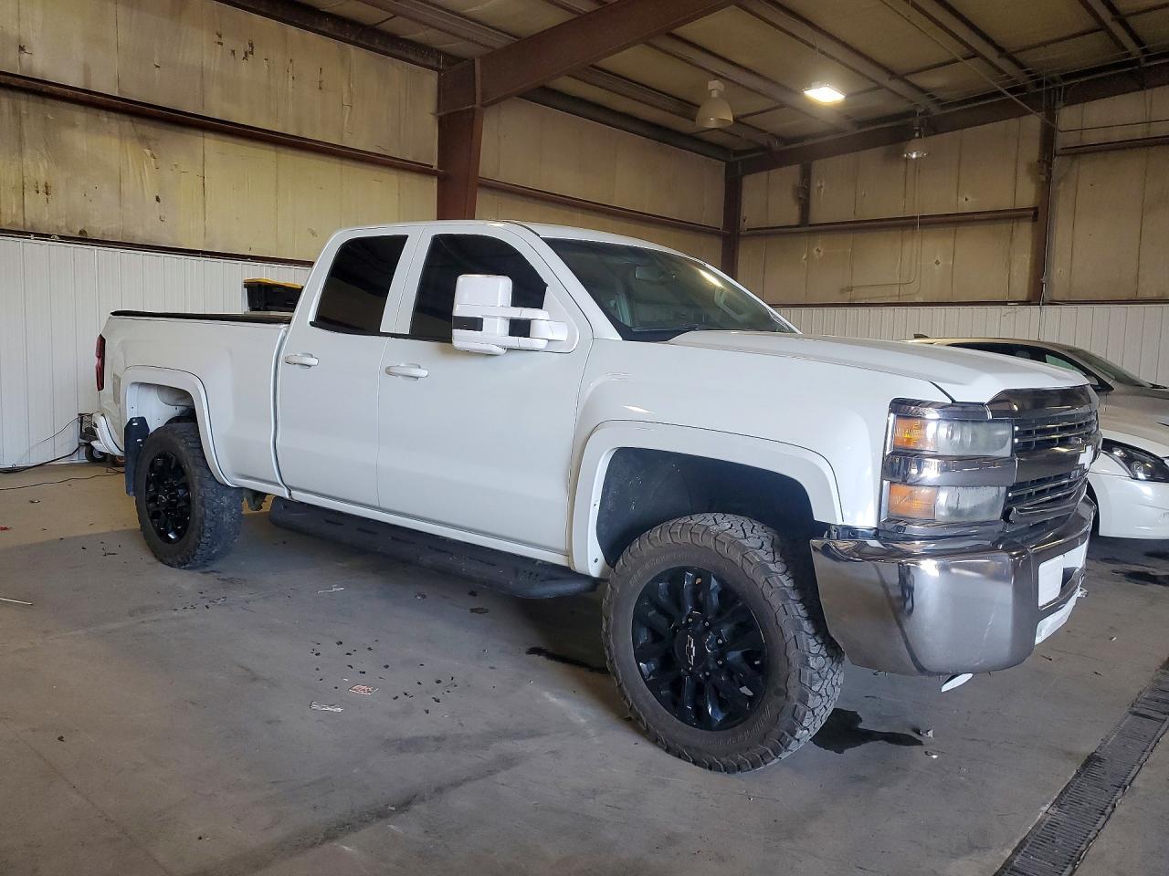 2015 Chevrolet Silverado K2500 Heavy Duty - Фото 4