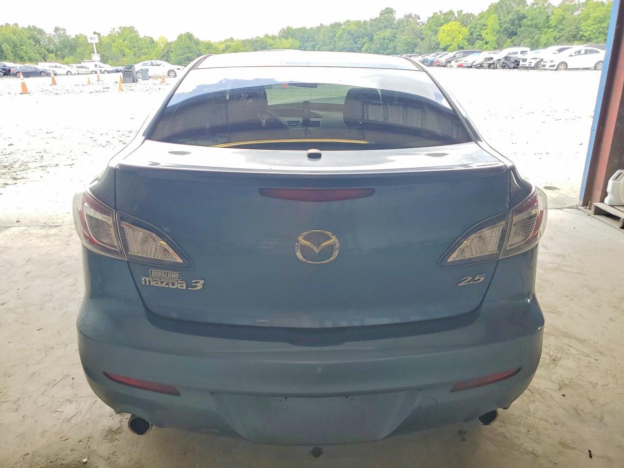 2011 Mazda 3 - Фото 6