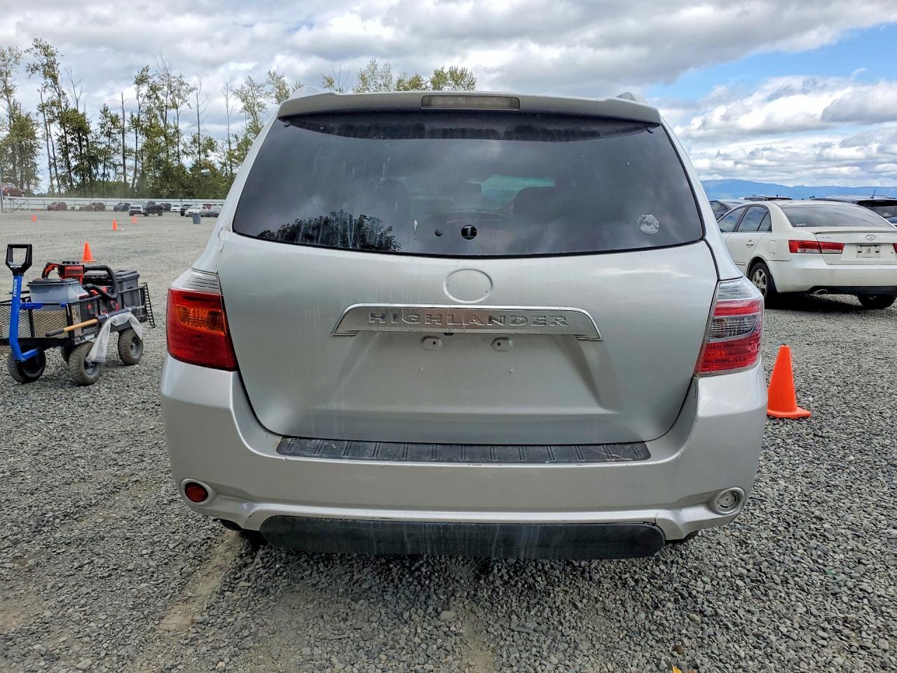 2010 Toyota Highlander Hybrid - Image 6