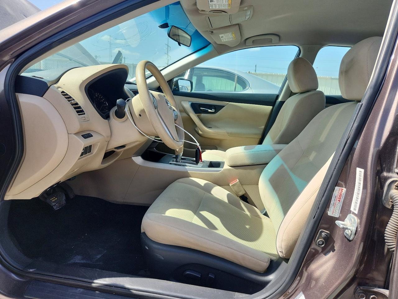 2015 Nissan Altima 2.5 S - Фото 7