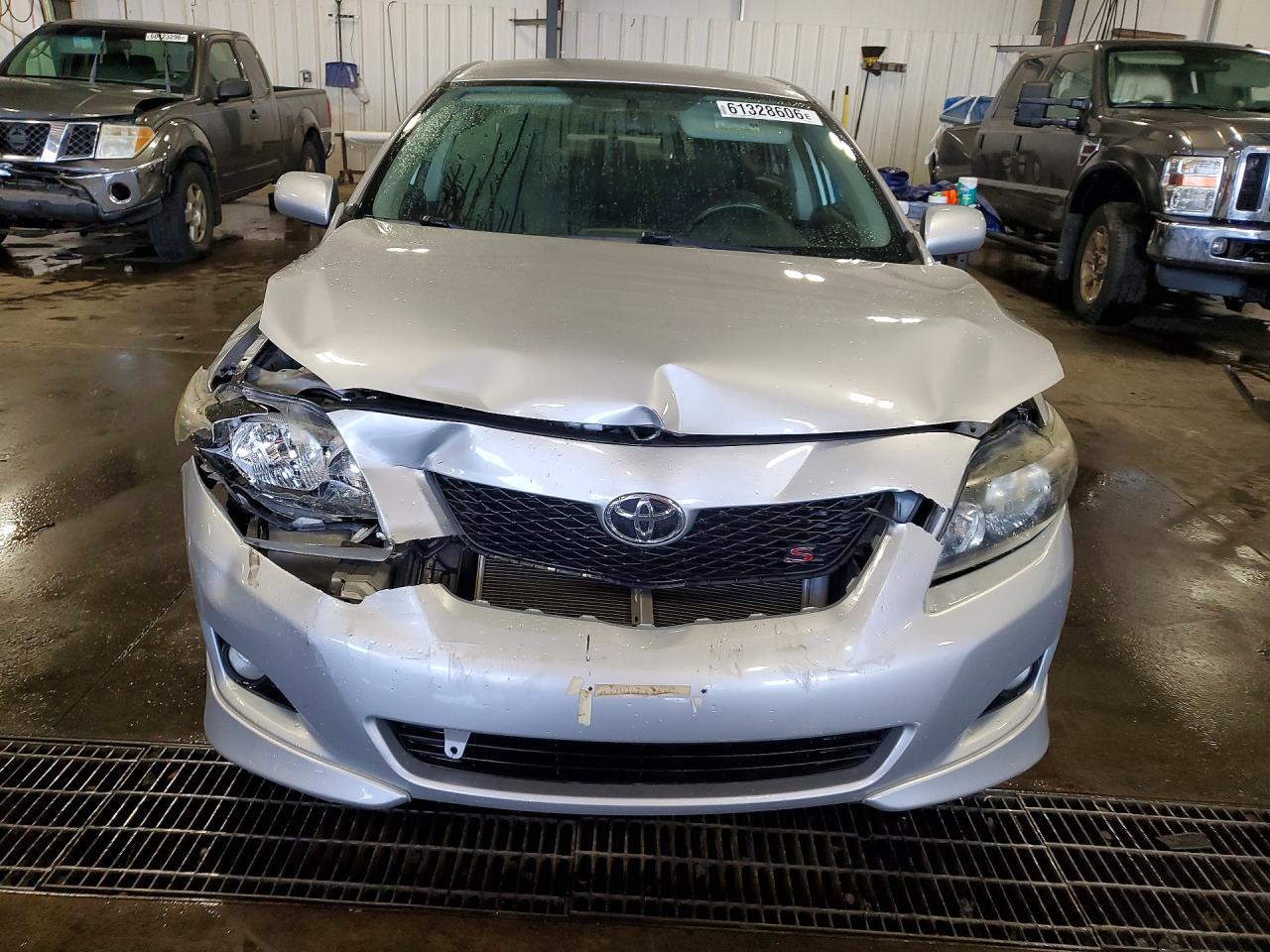 2010 Toyota Corolla S - Фото 5