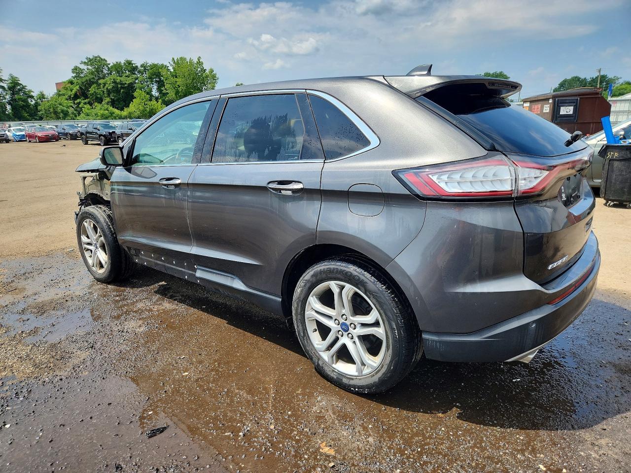 2015 Ford Edge Titanium - Фото 2