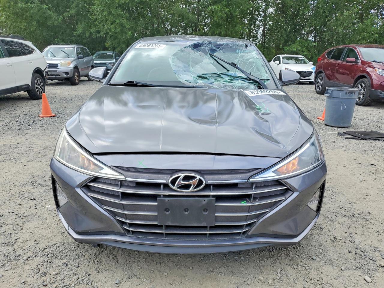 2019 Hyundai Elantra Sel - Image 5