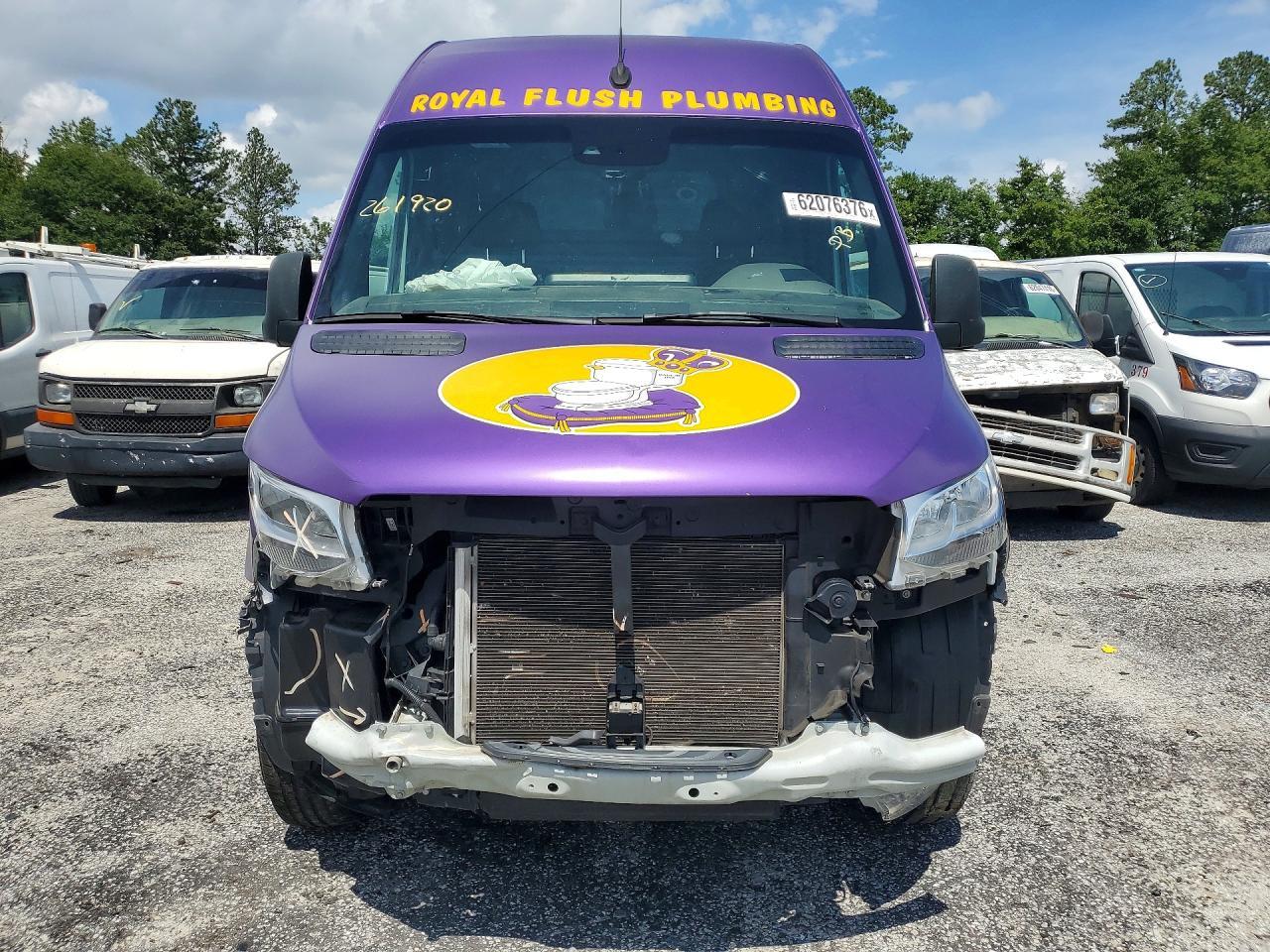 2024 Mercedes-Benz Sprinter 2500 Delivery Van - Фото 5