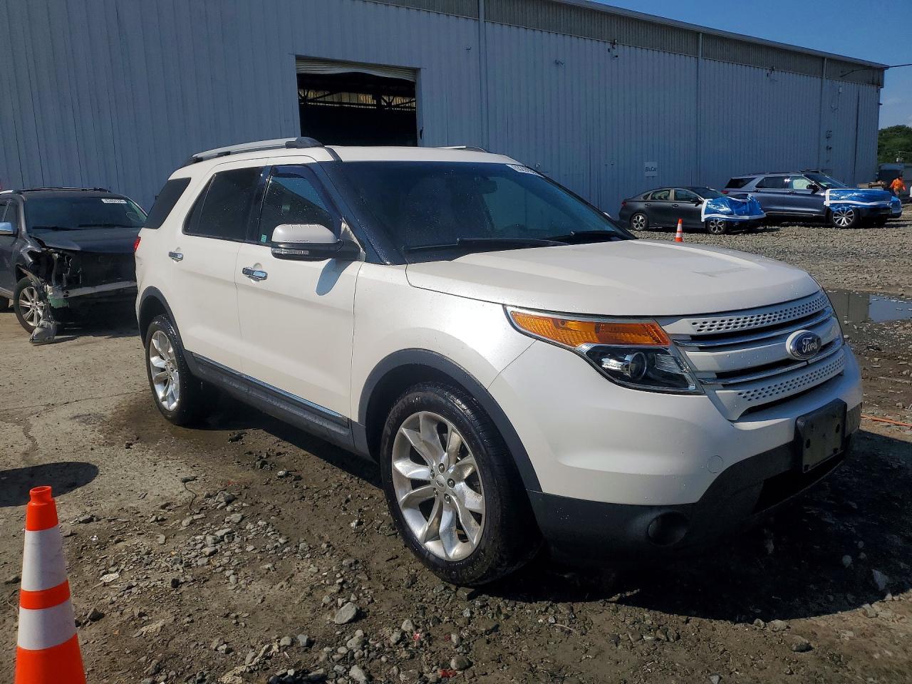 2015 Ford Explorer Limited - Фото 4