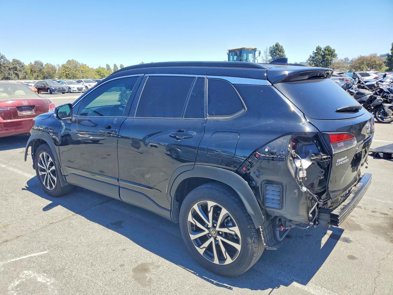 2024 Toyota Corolla Cross Xle - Фото 2