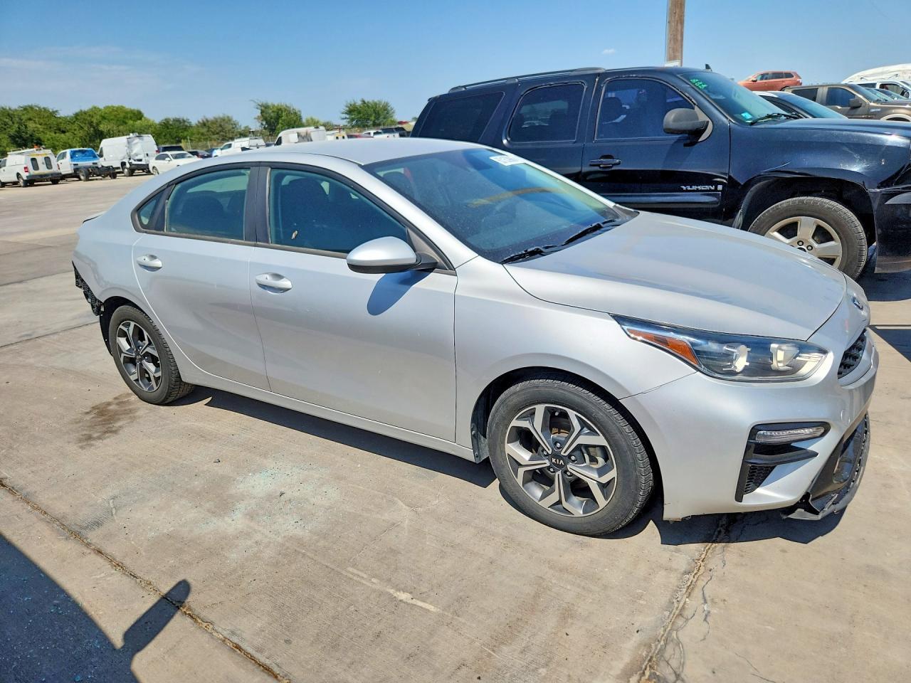 2020 Kia Forte Lxs - Фото 4
