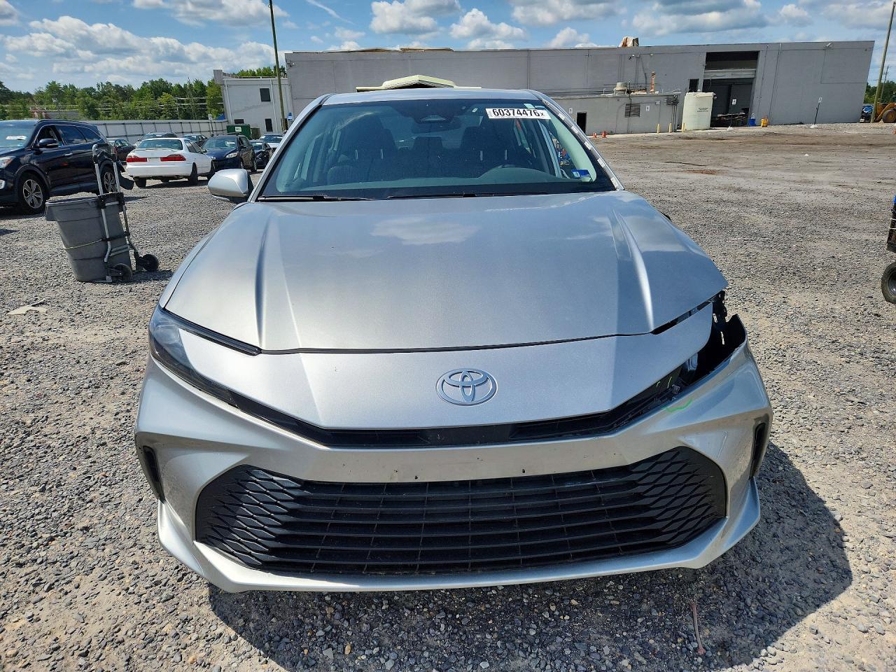 2025 Toyota Camry Le - Фото 5