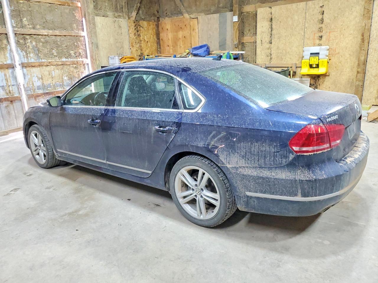 2014 Volkswagen Passat Sel - Фото 2
