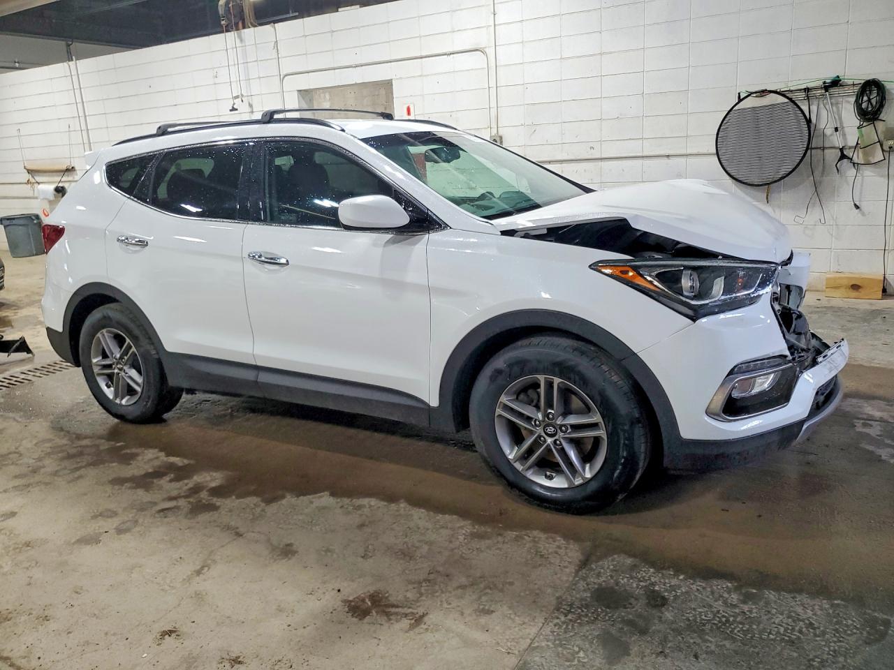 2017 Hyundai Santa Fe Sport 2.4L - Image 4