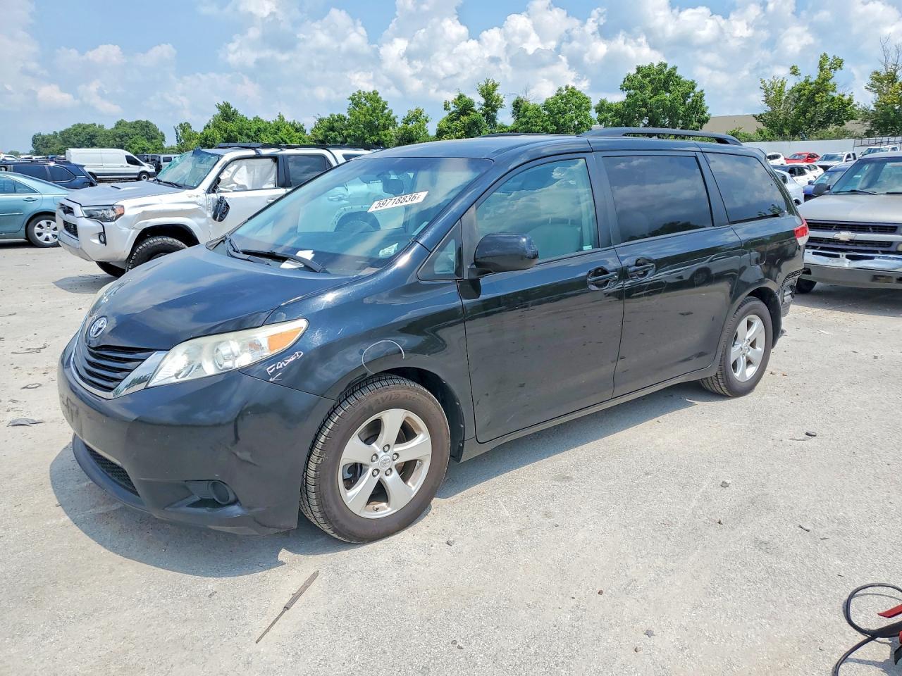 2011 Toyota Sienna Le