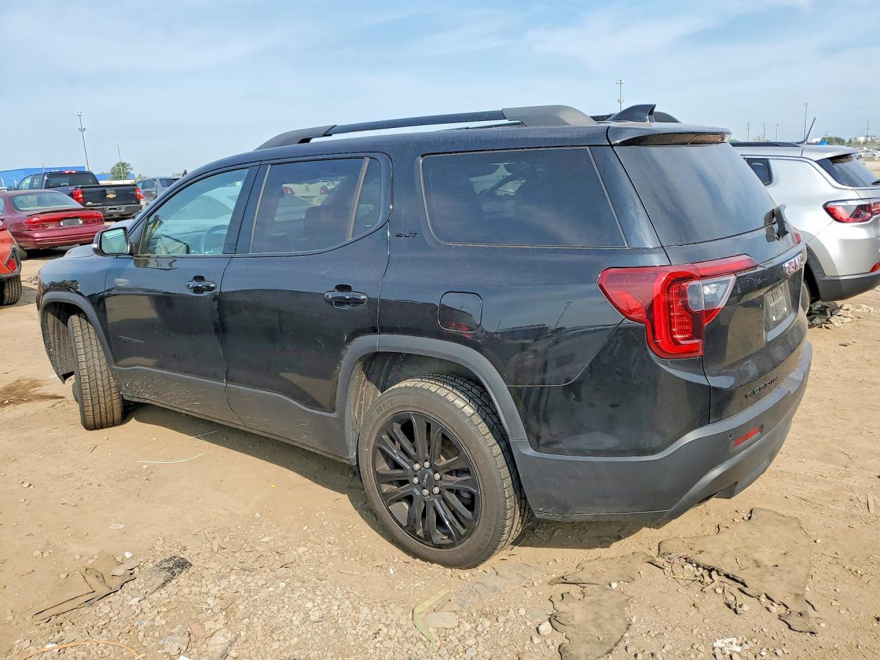 2023 GMC Acadia - Фото 2