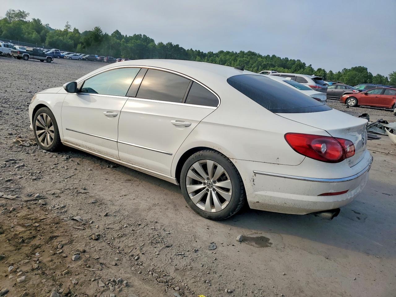 2012 Volkswagen Cc Sport - Image 2