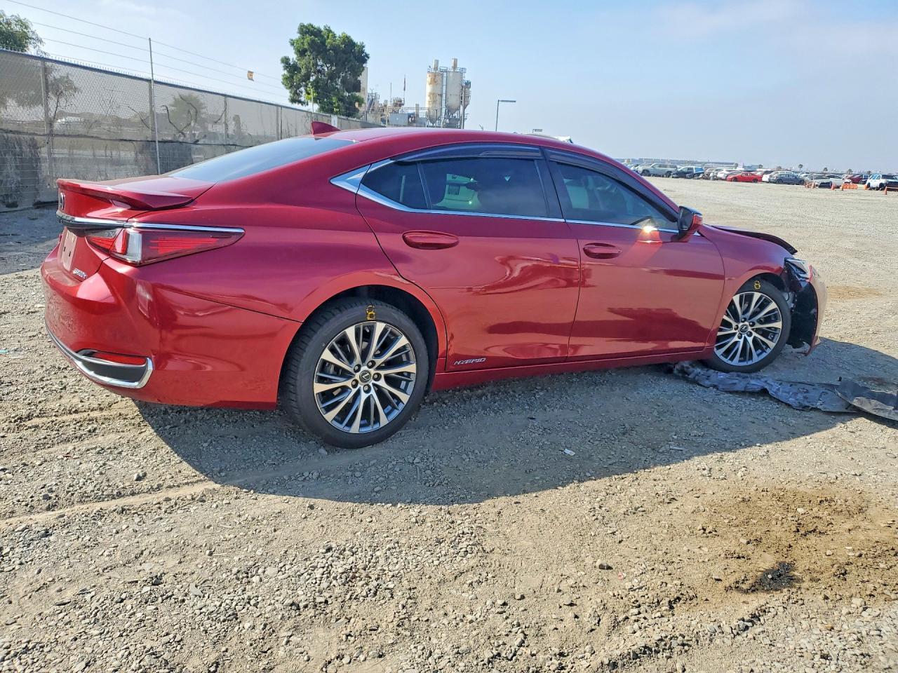 2019 Lexus Es 300H - Фото 3