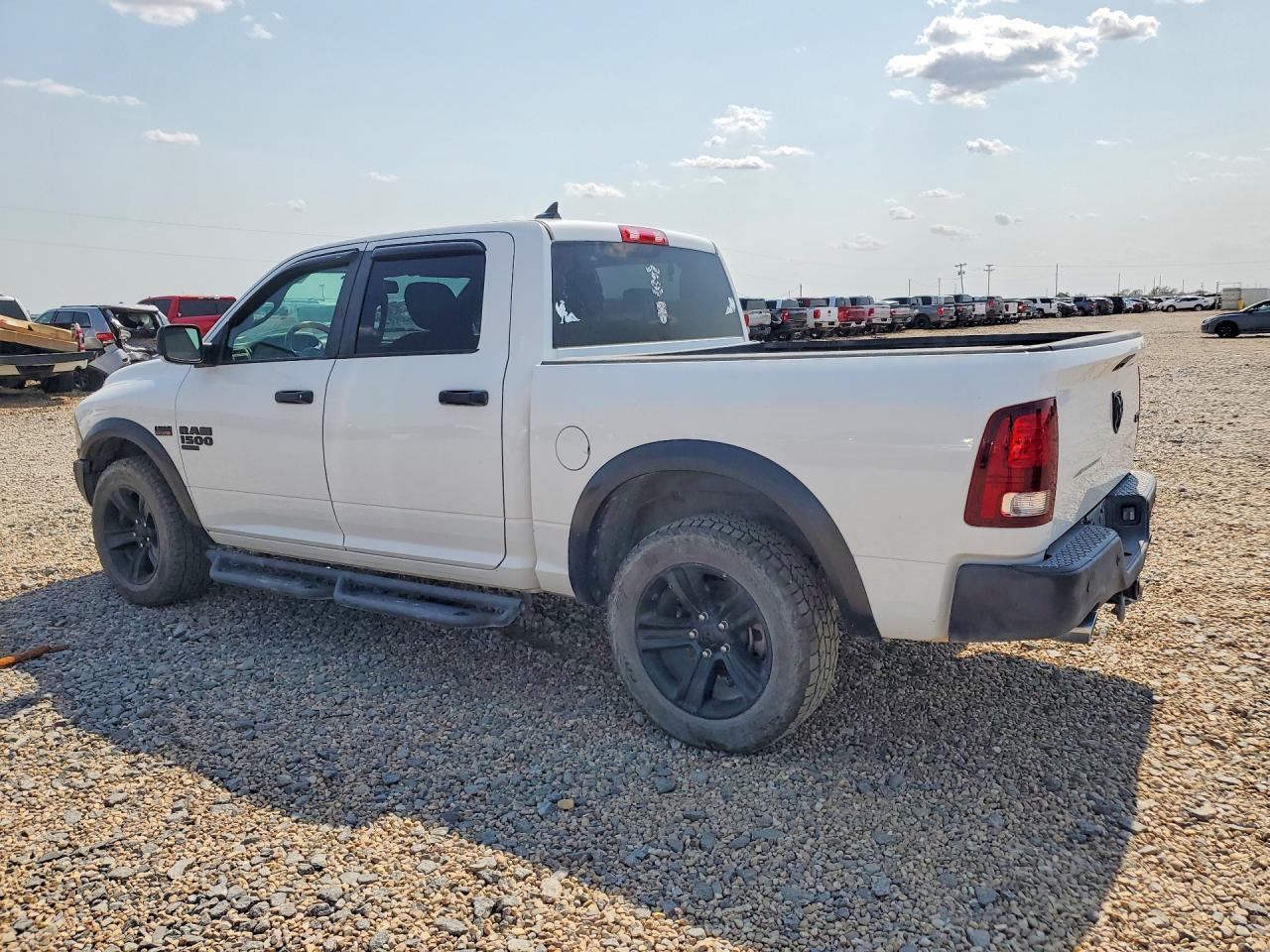 2021 Ram 1500 Classic Slt - Фото 2