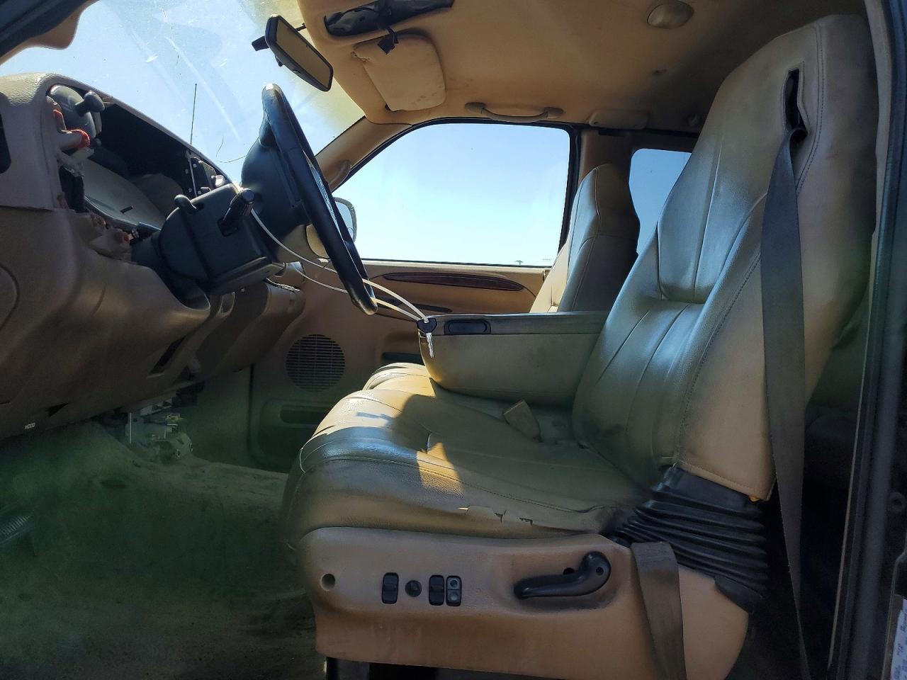 1998 Dodge Ram 1500 - Image 7