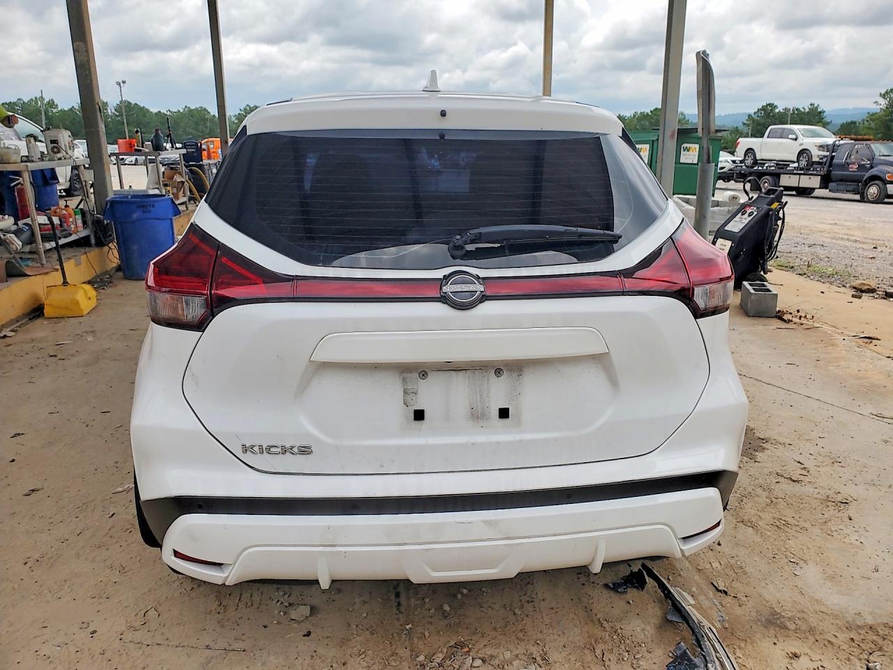 2024 Nissan Kicks S - Фото 6