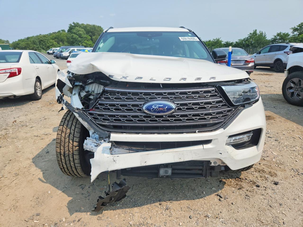 2022 Ford Explorer Xlt - Фото 5