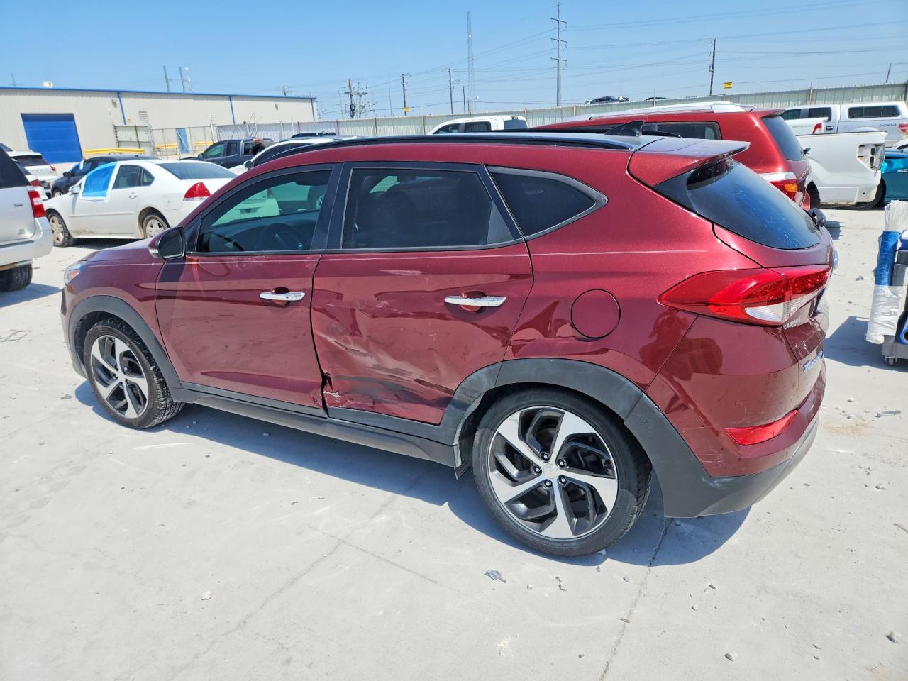 2016 Hyundai Tucson Limited - Image 2