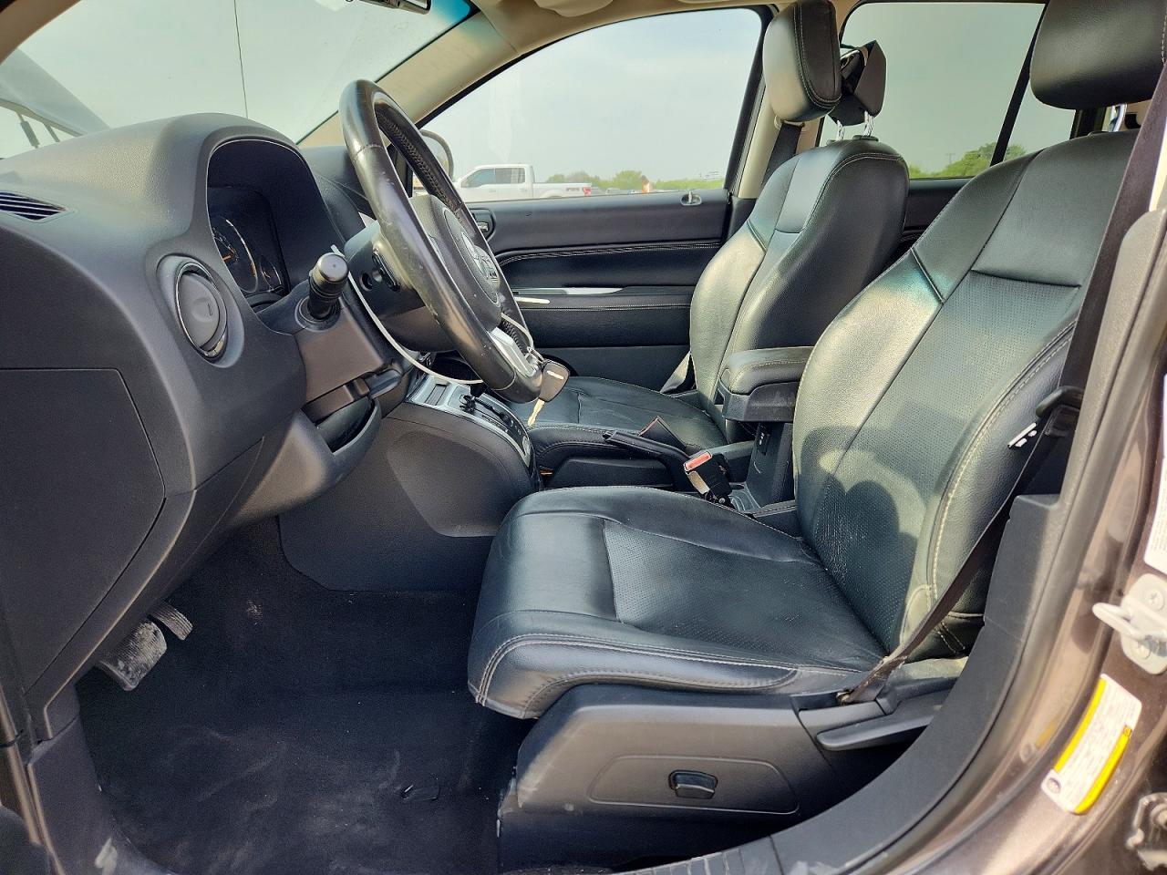 2015 Jeep Compass Latitude - Фото 7