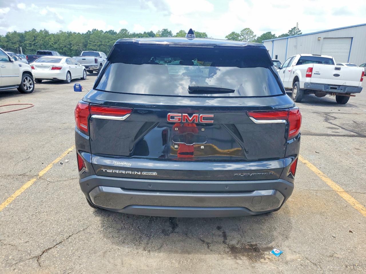 2025 GMC Terrain Elevation - Image 6