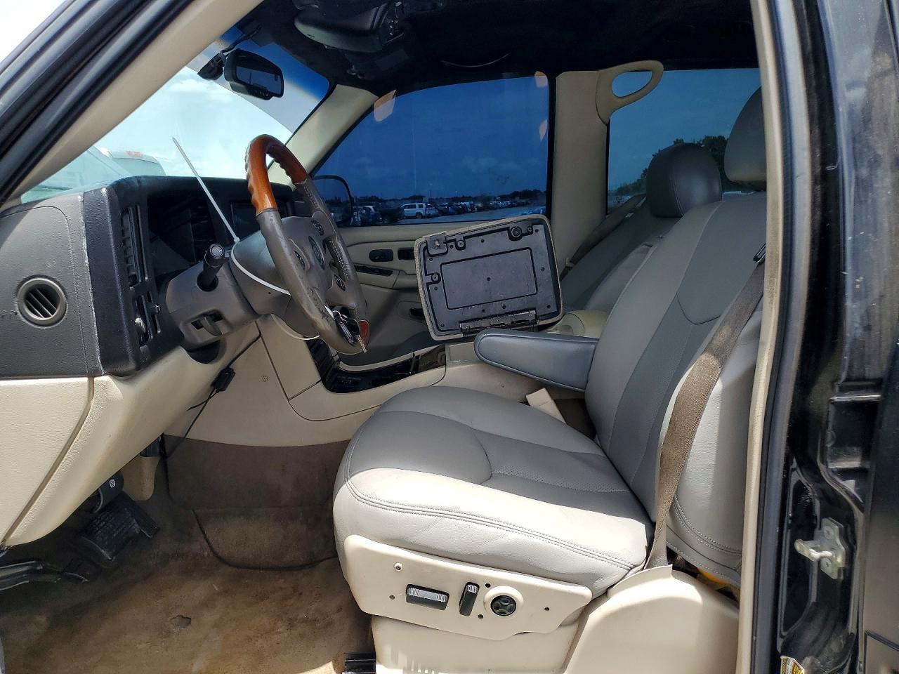 2004 Cadillac Escalade Luxury - Фото 7