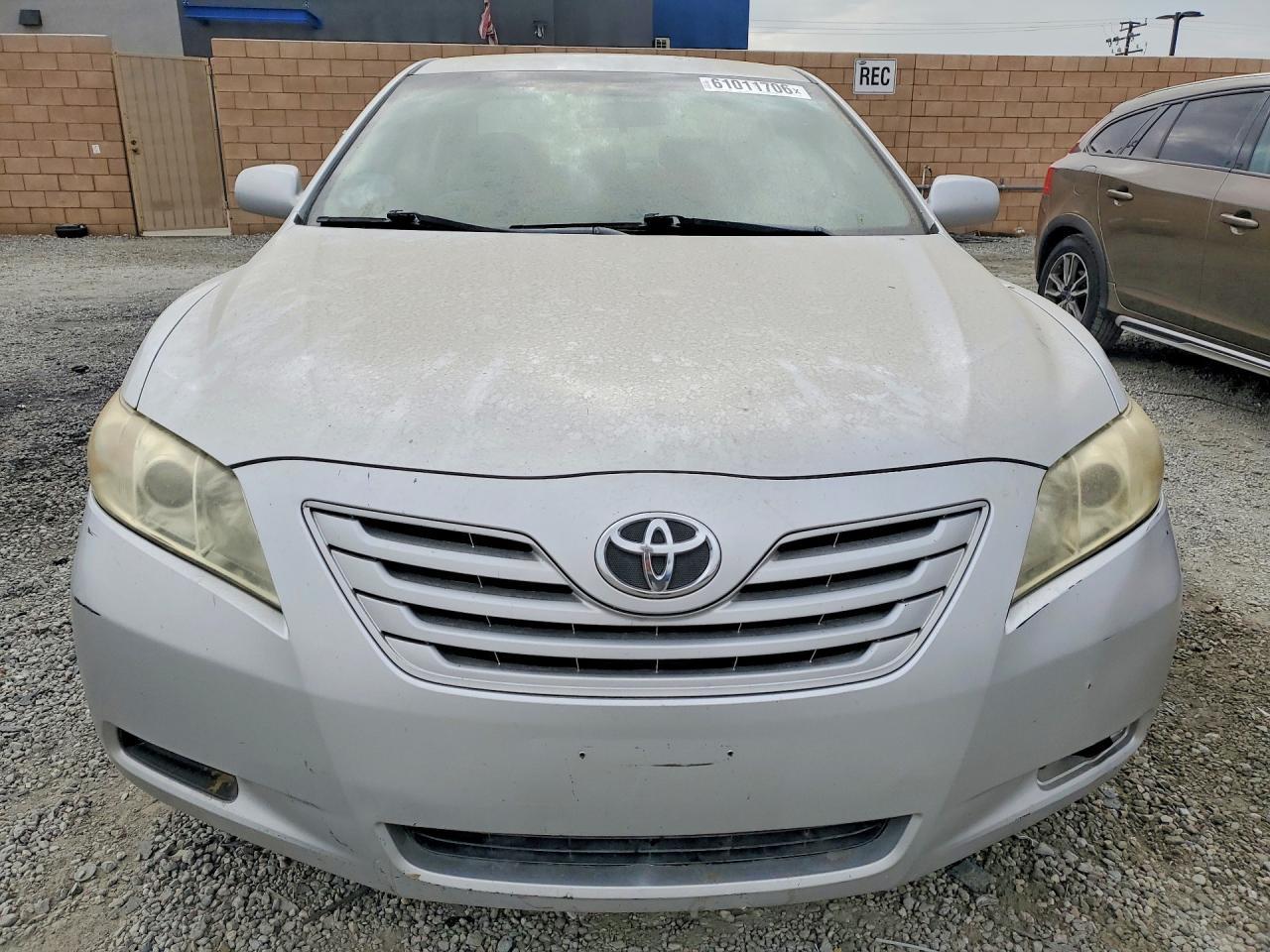 2009 Toyota Camry Le - Фото 5