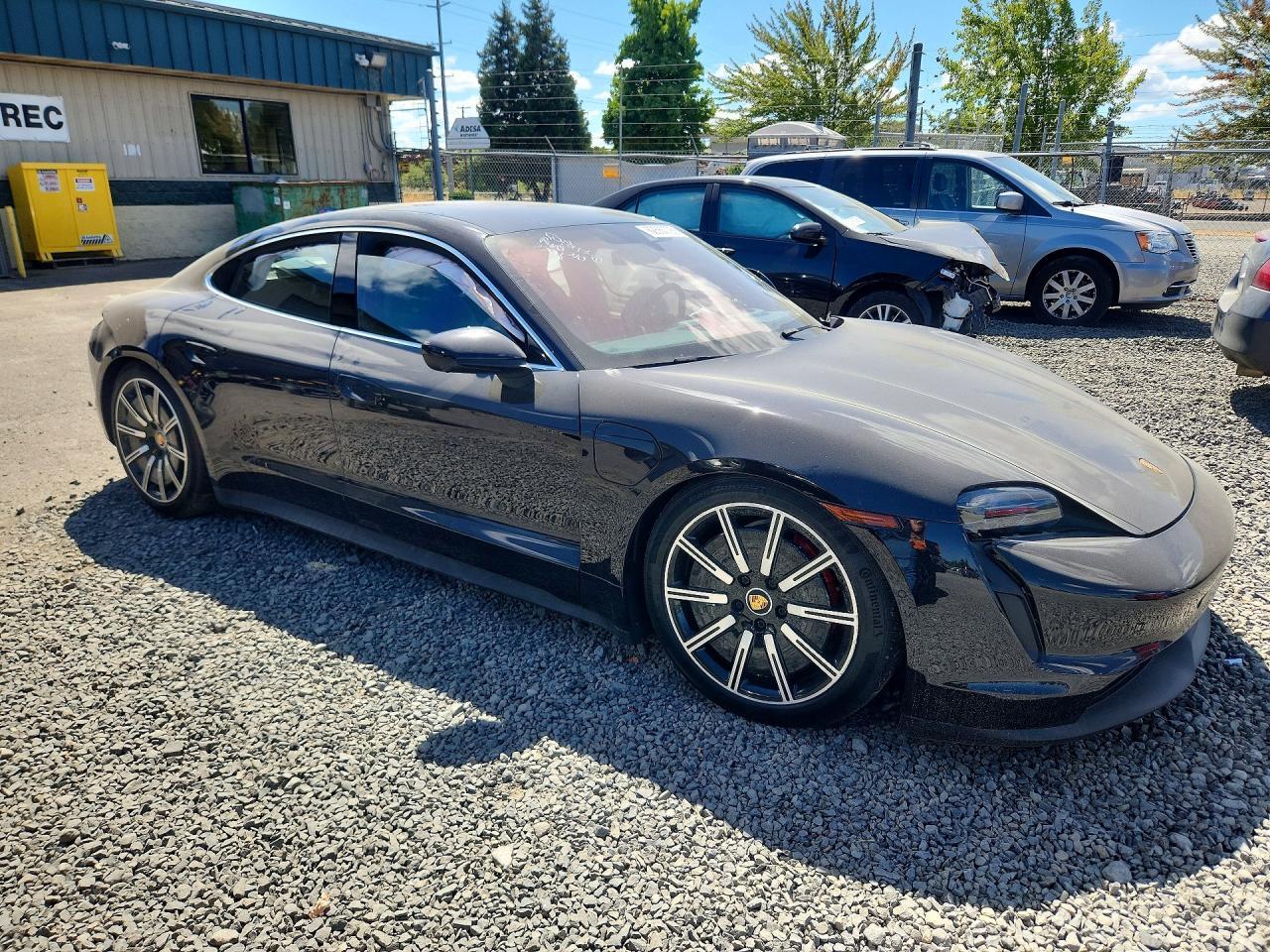 2020 Porsche Taycan 4S - Фото 4