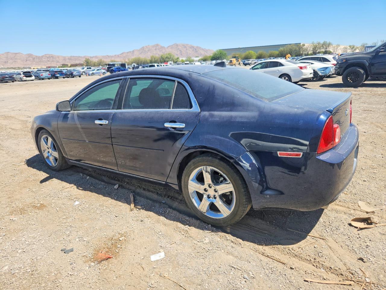 2012 Chevrolet Malibu 1Lt - Фото 2