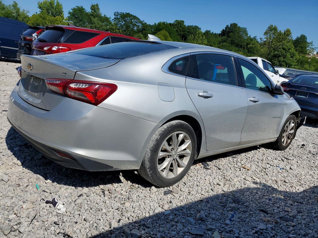 2021 Chevrolet Malibu Lt - Фото 3